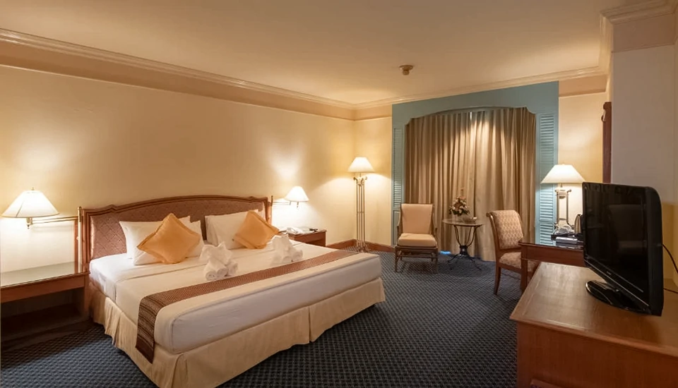 هتل مونتین ریورساید بانکوک